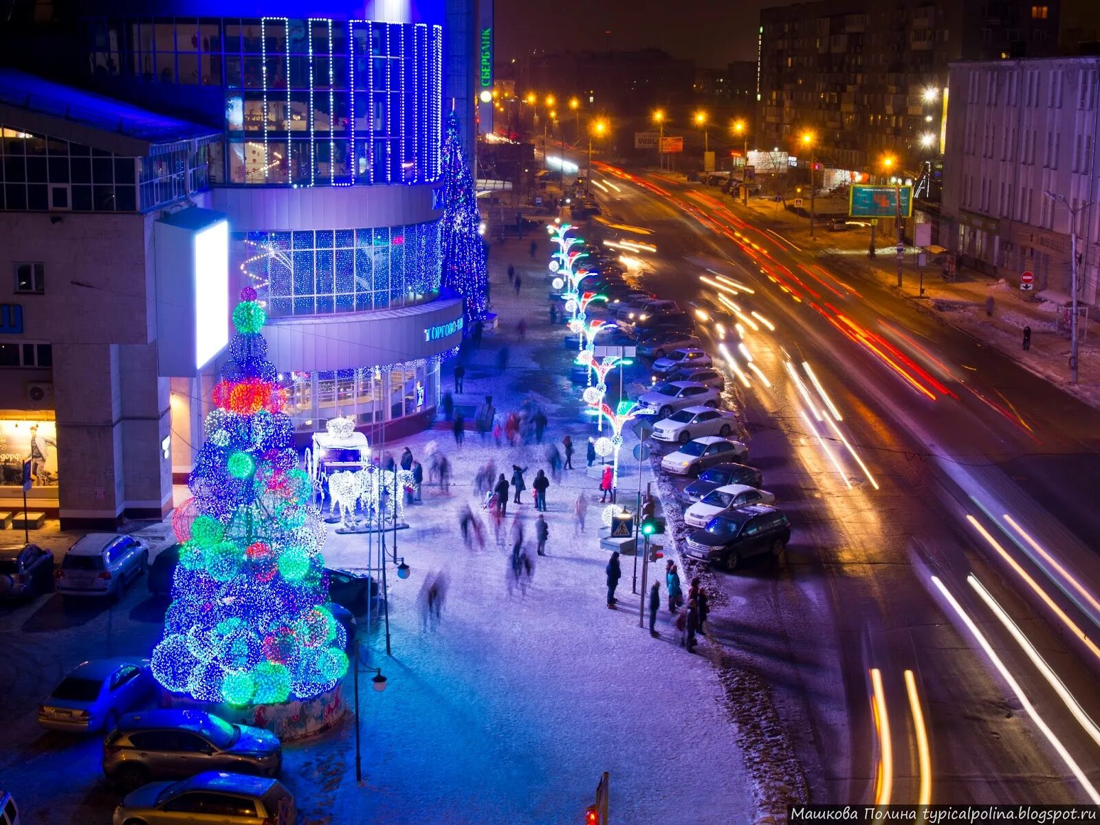 Каскад Омск зимой. Каскад набережная Омск. Каскад Омск новый год. Красивые места в Омске зимой.