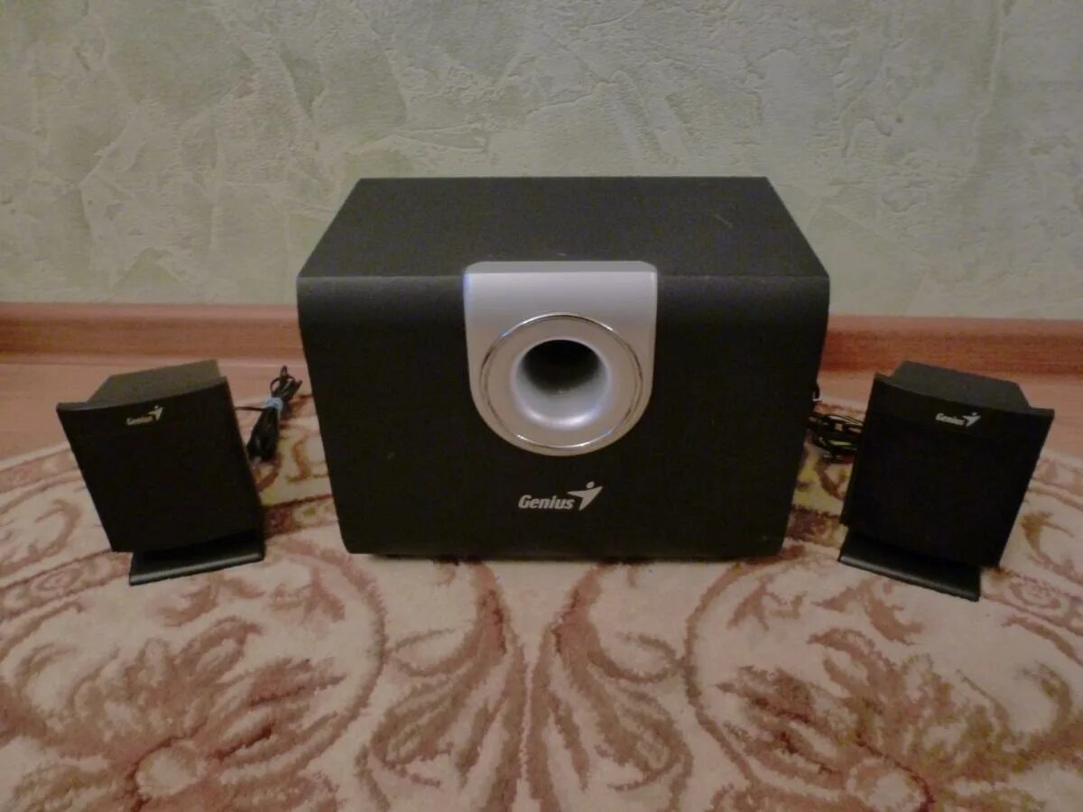 компьютерная акустика genius sw-hf2. 1. колонки genius 2. компьютерная акустика genius sw-2. 1 1700.