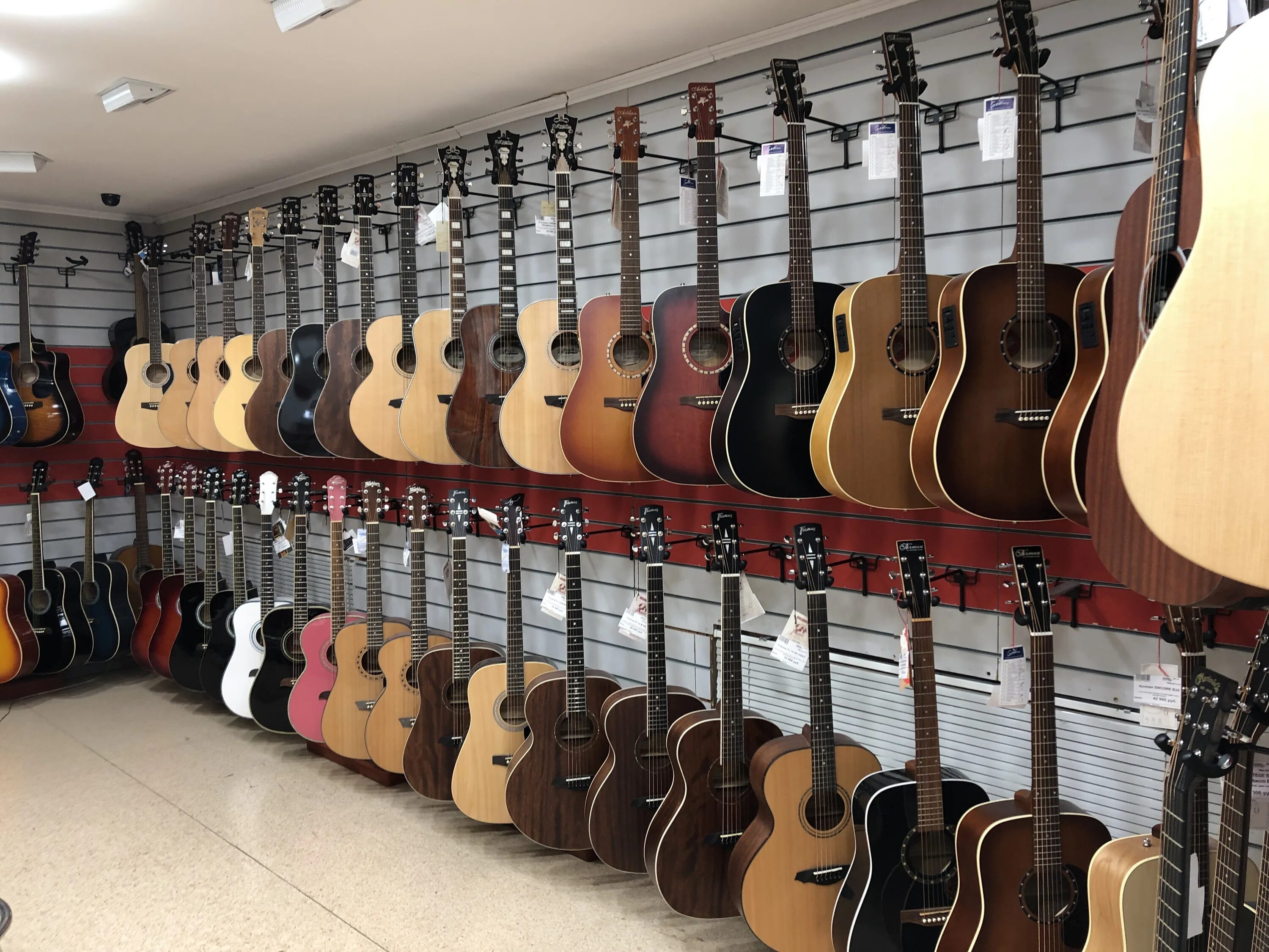 Музыкальные магазины в новосибирске. Музыкальный магазин братск. Музыка новосибирск. Димитрова, 6. Новосибирск проспект димитрова 6 мир музыки.