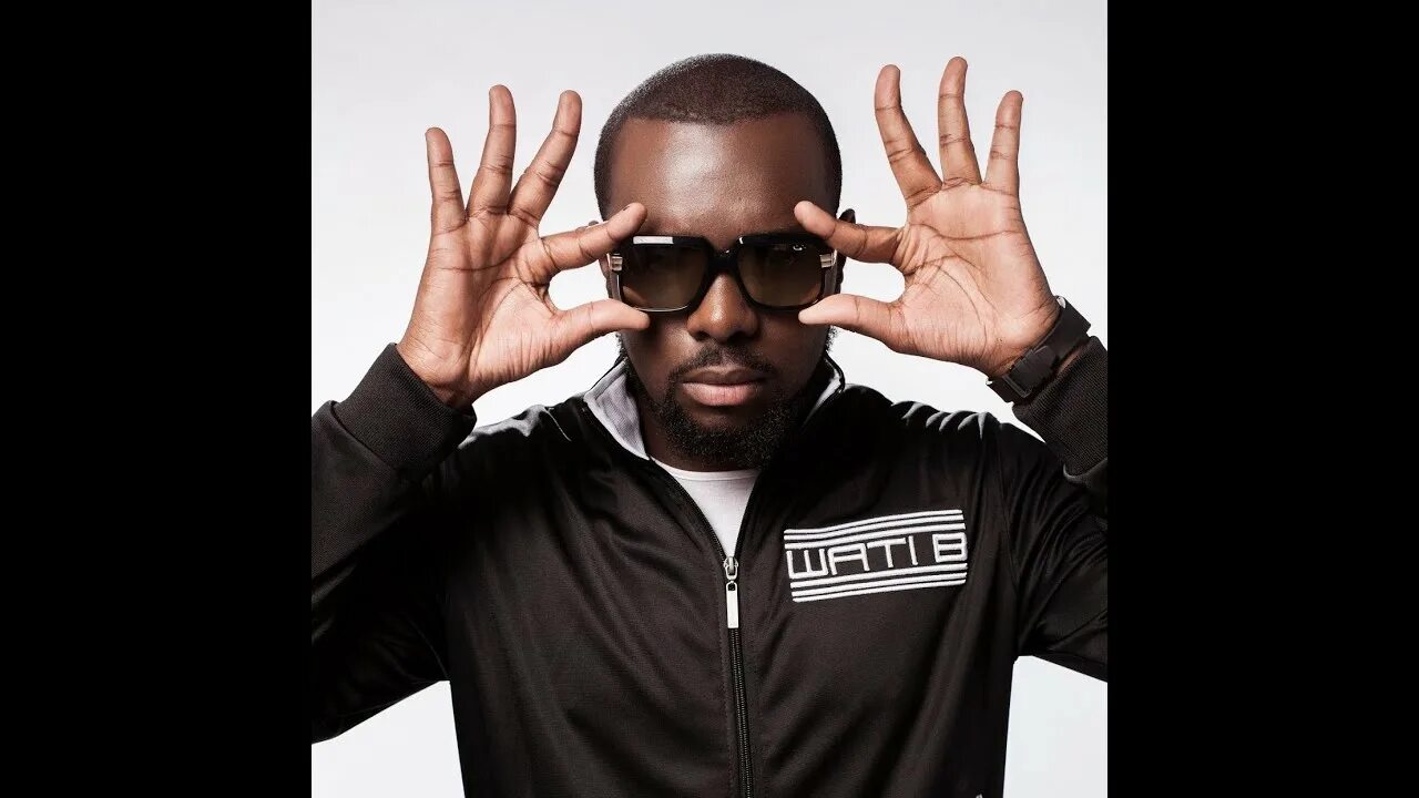 Maître gims французский певец. Майтри. Gims malheur. Gims одежда. Maitre gims фото.