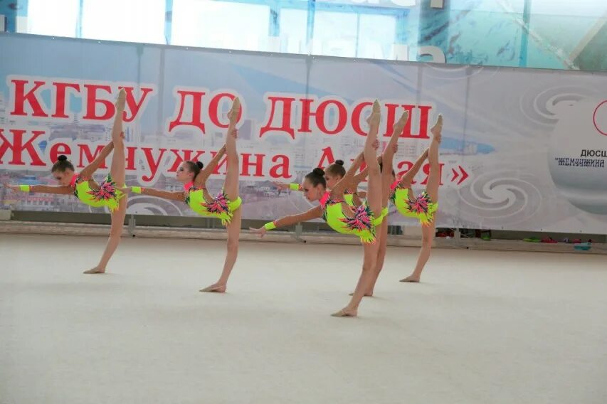 Художественная гимнастика призеры. Художественный центр гимнастики жемчужина спб. Цхг жемчужина спб. Цхг жемчужина. Цхг жемчужина художественная гимнастика.