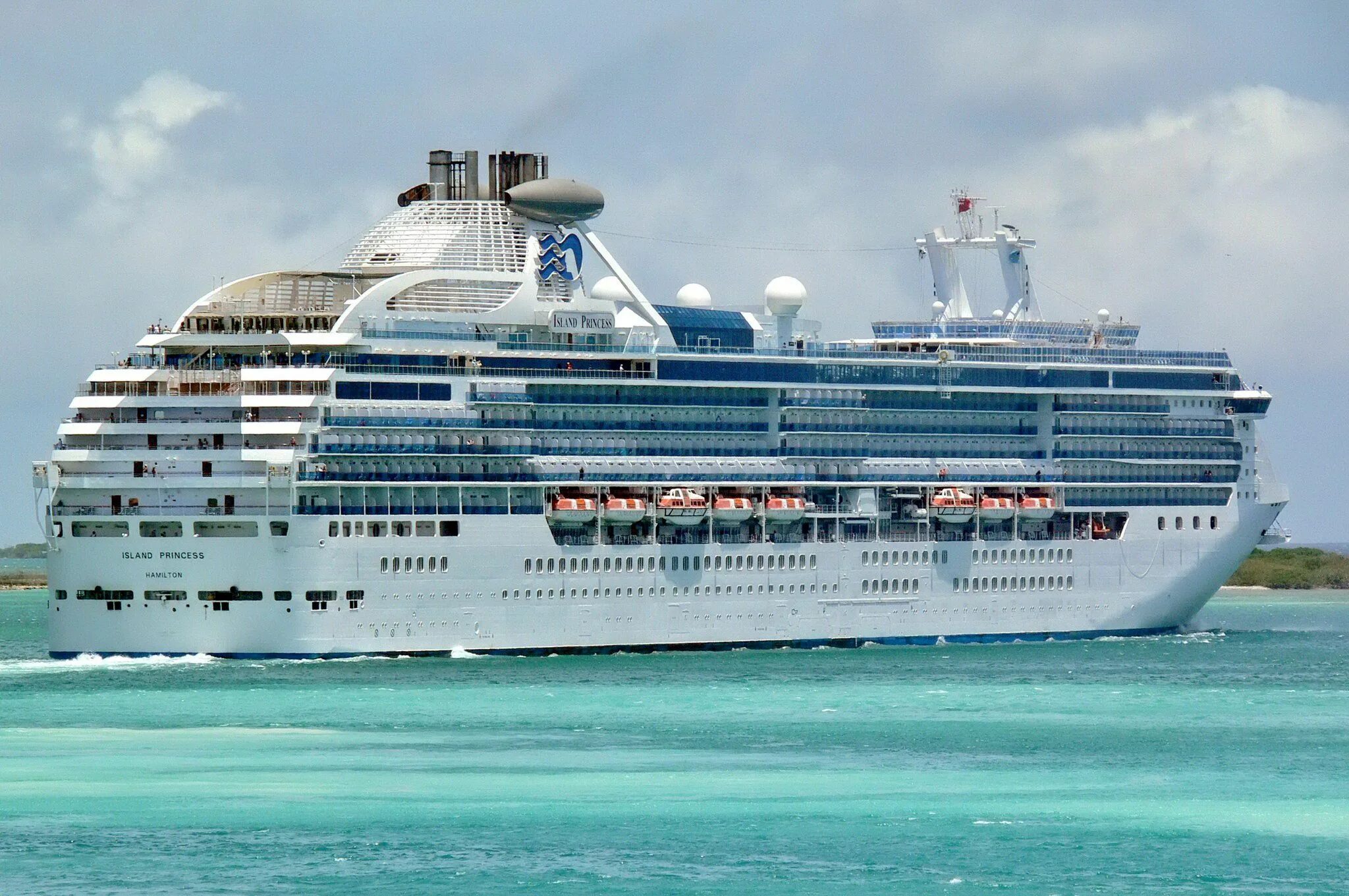 Island Princess Cruises. Island Princess лайнер. Судно Island Princess. Princess islands