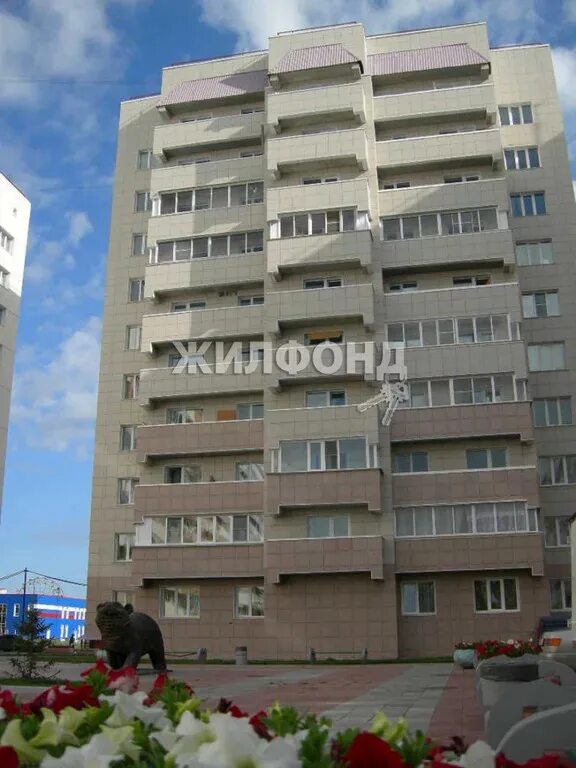 Купить квартиру на зорге новосибирск. Зорге 92 Новосибирск. Зорге 273. Зорге 273 Новосибирск. Зорге 164 Новосибирск.