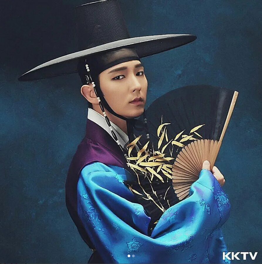 Scholar who walks the night дорама. Ученый гуляющий ночью. Ночь ученых. Учёный гуляющий по ночам ли су хёк. Ли су хек ученый гуляющий ночью.