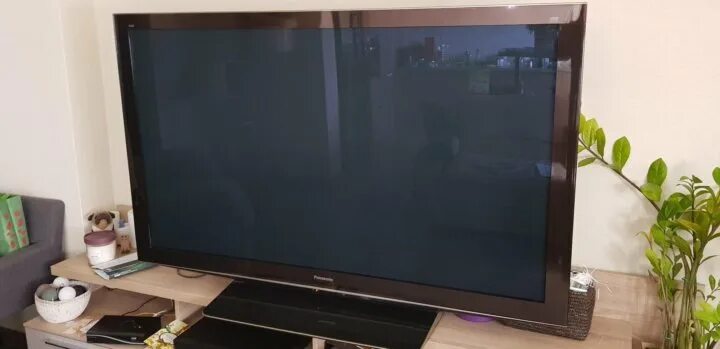 Телевизор плоский goldstar. Бэушный телевизор. Телевизор sanyo dynamic ce29st8r. Голдстар телевизор. Телевизор avito.