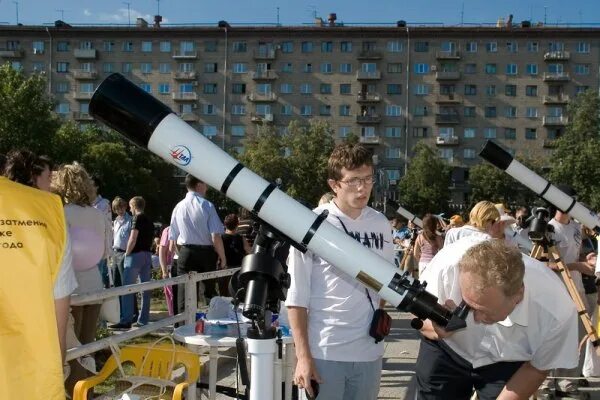 полное затмение новосибирск. полное затмение новосибирск. солнечное затмение в новосибирске. полное солнечное затмение в 2008. солнечное затмение в новосибирске 2008.