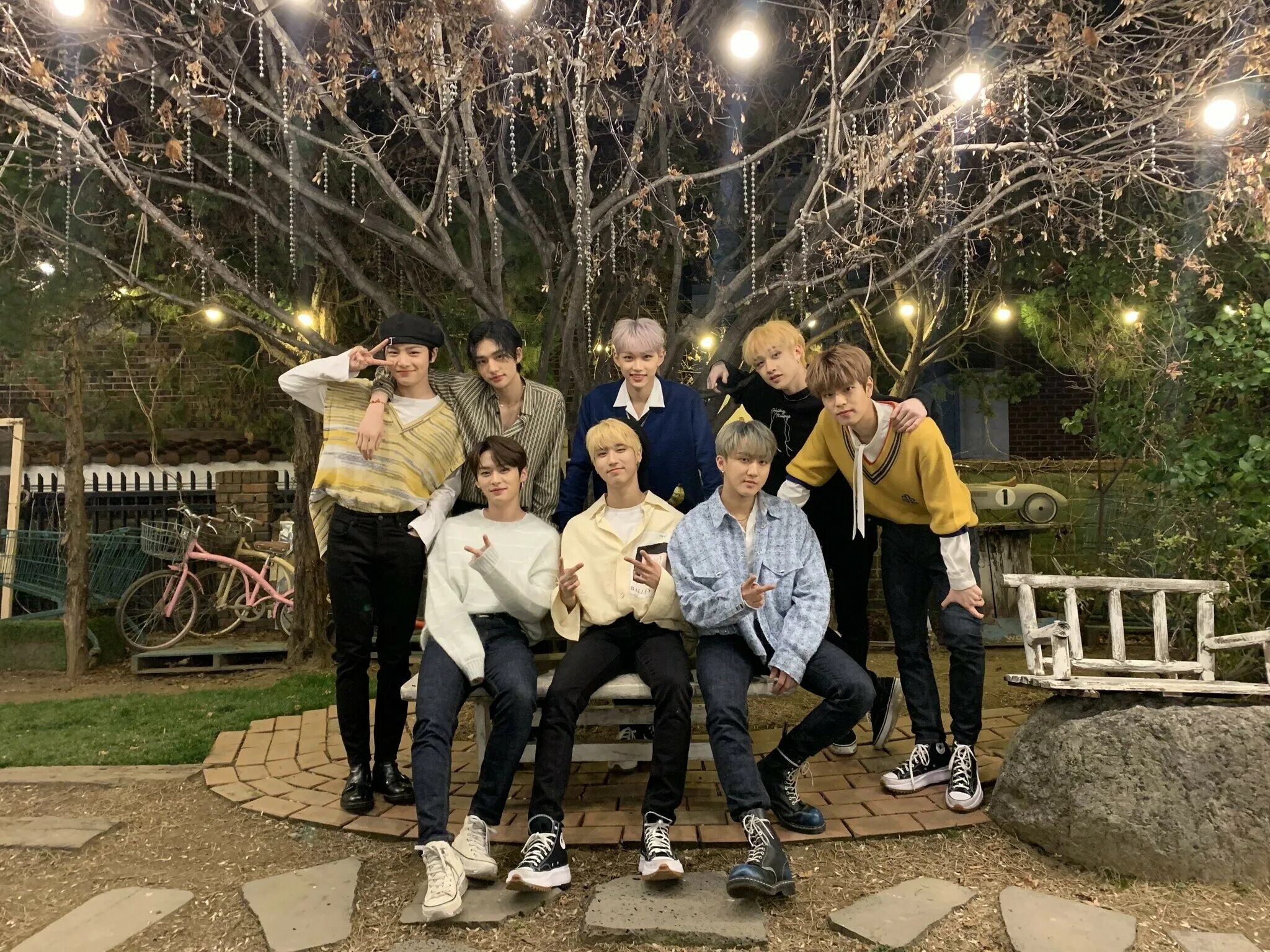 Stray kids social path альбом. Stray kids social path альбом
