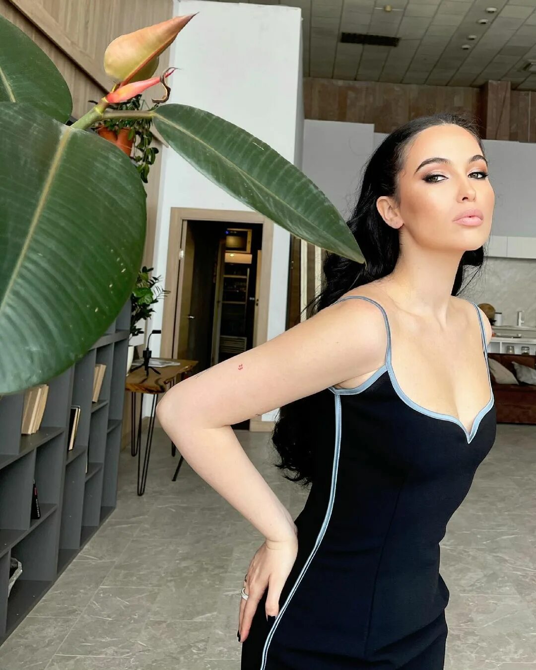 сарина, дочь михаила турецкого. шиндиева сарина. сарина турецкая до пластики. Sorrysorik инстаграм. сарина турецкая беременная.