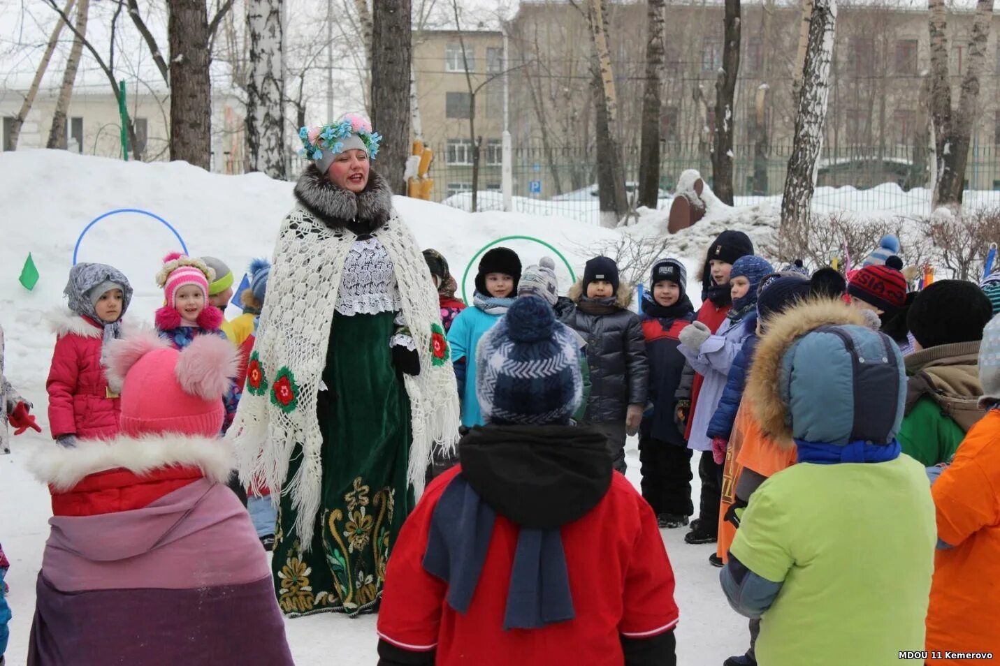 Сценарий на масленицу в детском саду старшая. Масленица в детском саду. Праздник Масленица в детском саду. Масленица в ДОУ. Утренник Масленица в детском саду.