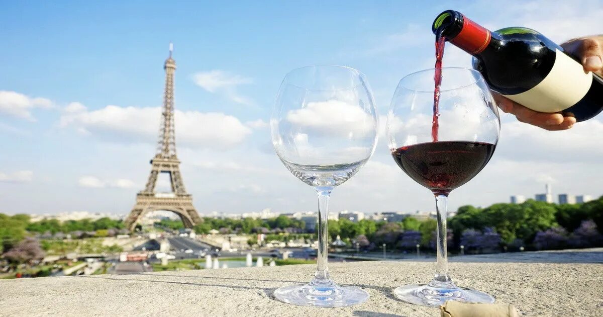 Бордо Франция виноделие. Орель вино Франция. Винный туризм во Франции. Вино красное Франция.