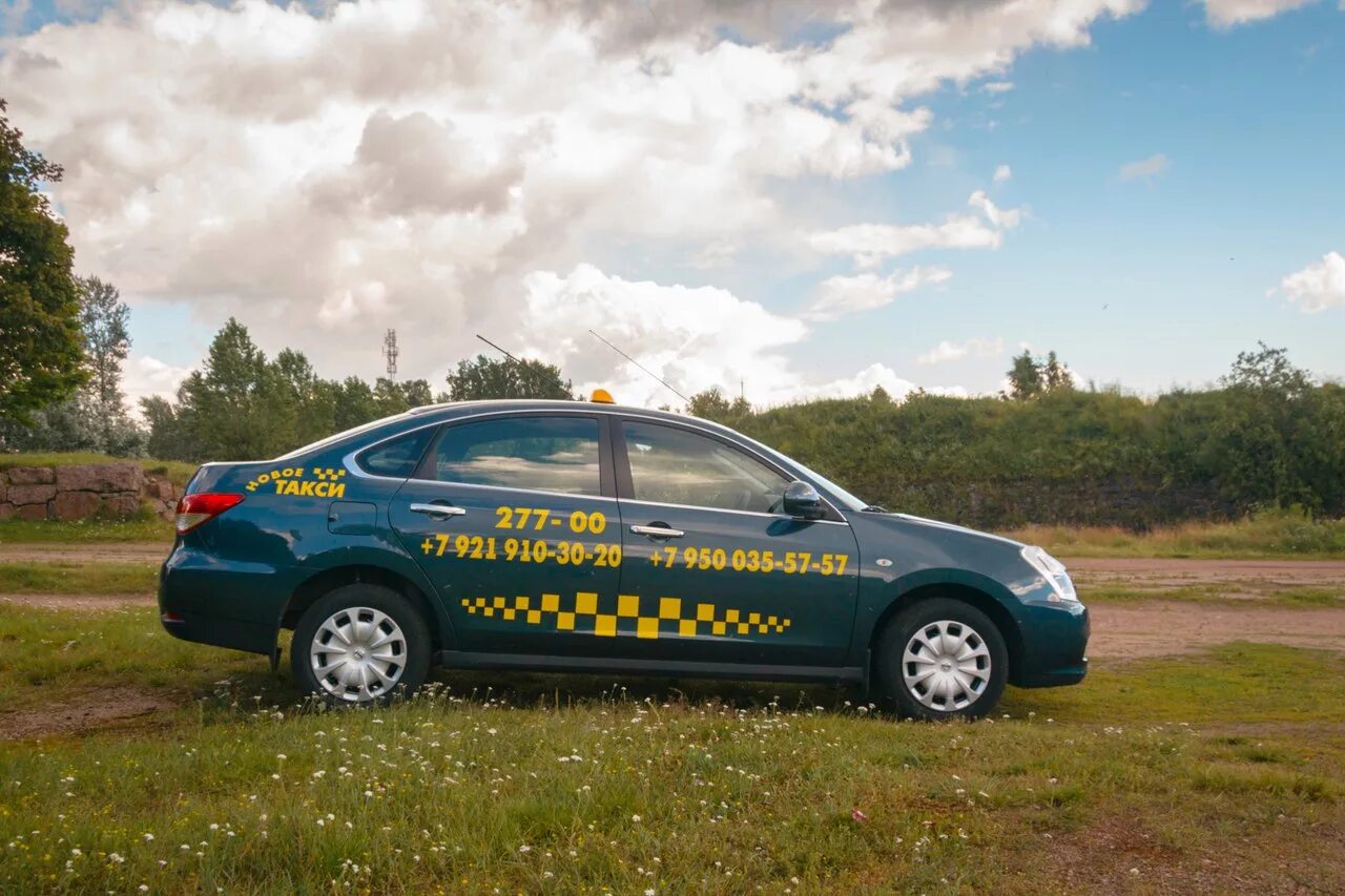 Водитель грузового автомобиля. Такси в деревне. Работа водителем в выборге. Эвакуатор выборг. Срочно нужен водитель автобуса.