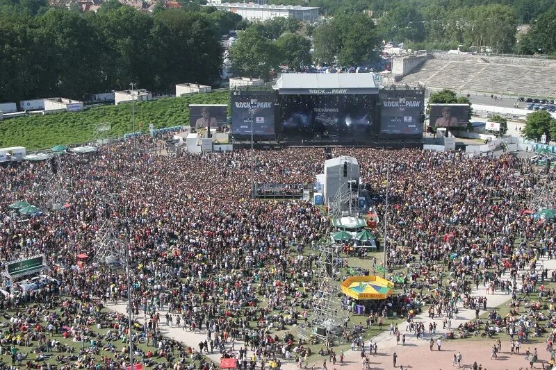 Rock im park 2023. Rock am ring в городе нюрнберг. Rock im park derigable. Im park. фестиваль rock am ring.