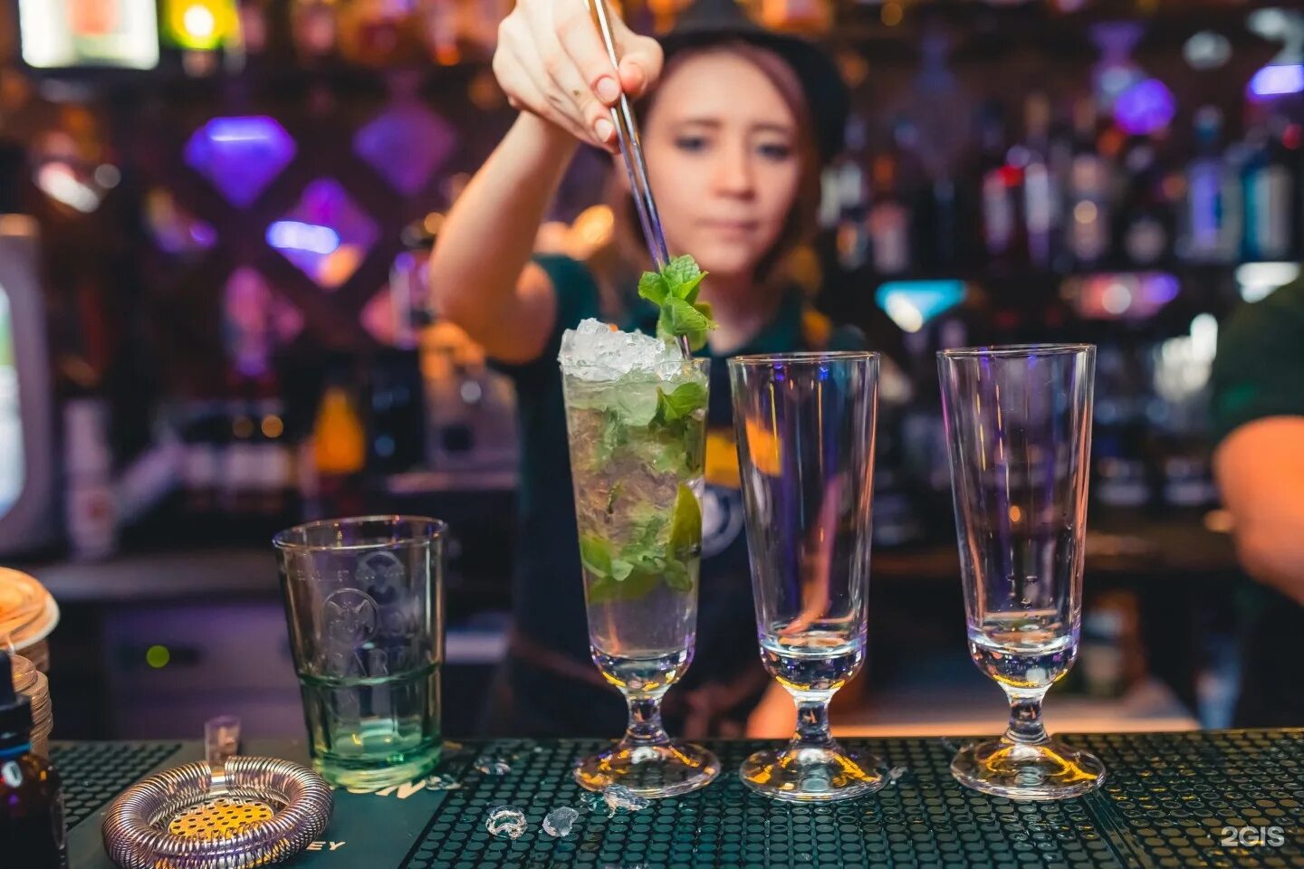 Нс бар уфа. Бар, паб, уфа. Пивбар уфа простор. Май бар уфа сипайлово. Пивбар уфа простор.