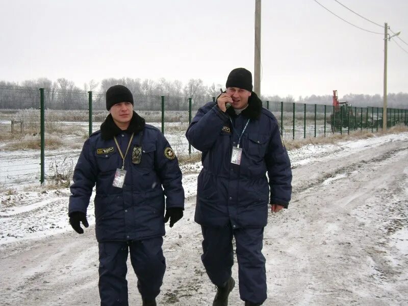 Завод сторож. ООО Чоп РН охрана Ванкор. ООО Чоп Атлант охрана. Чоп Элит охрана Москва. Форма охранника Газпрома.