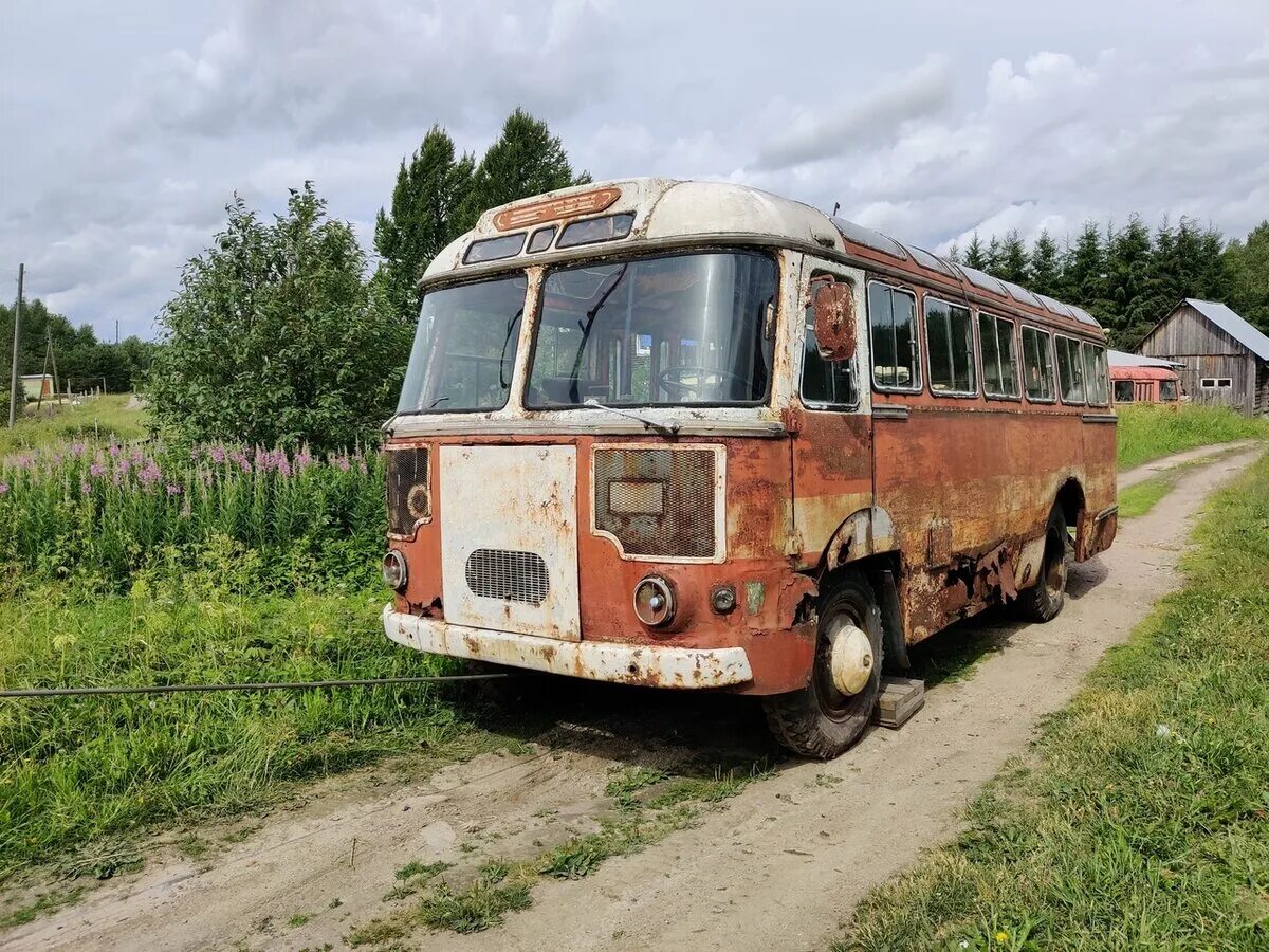 Автобусы старые дороги. ПАЗ 652. ПАЗ-652б автобус. Автобусы,,ПАЗ,*652*ПАЗ,672*. ПАЗ-651 ПАЗ-652.