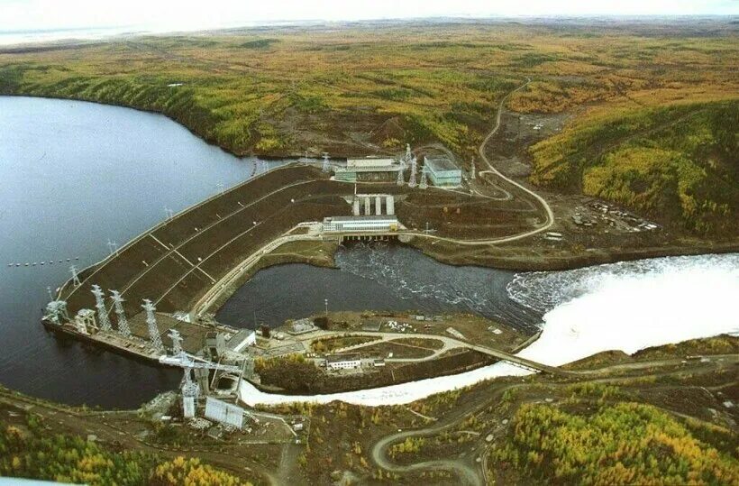 Гэс на реке лене. Посёлок чернышевский вилюйская гэс. гэс на реке вилюй. вилюйская гэс якутия. светлинская гэс якутия.
