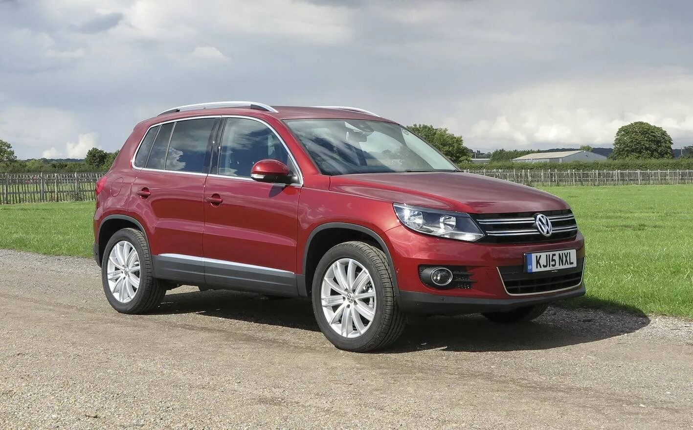 Тигуан 2020 салон. Volkswagen tiguan ii 2018 16 шины зимой. Фольксваген тигуан 2015 черный. Фольксваген тигуан 2008. 0 tdi.