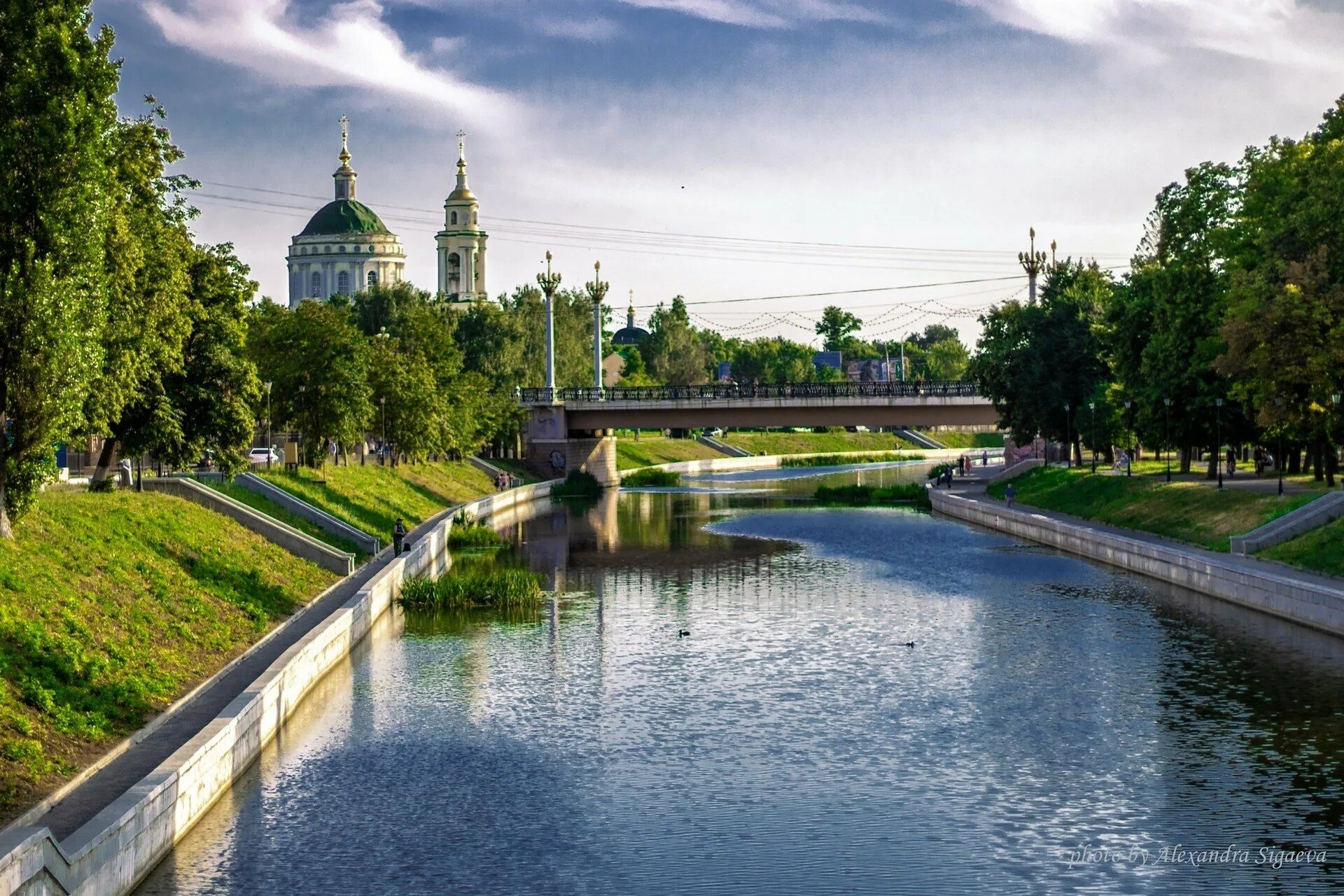 Сколько лет орлу. Город орел набережная. город орёл набережная реки. орел набережная дубровинского и александровский мост. город орёл лето.