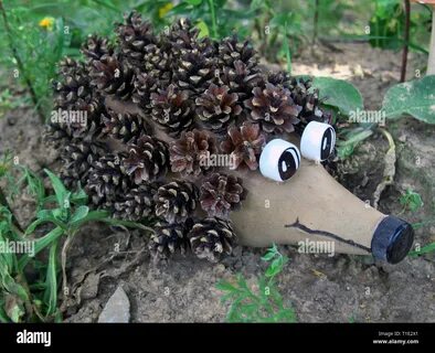 Hedgehog statue hi-res stock photography and images - Alamy