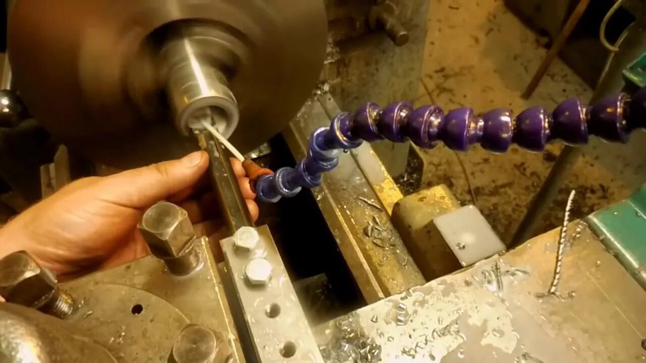 Расточная головка с автоподачей крс 2431. Расточная оснастка enh4-2 д/фрез. Расточная фреза чпу. Фрезер для расточки цилиндров блока цилиндров. Расточка инструмент.