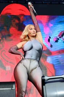 IGGY AZALEA Performs at Hersheypark Stadium in Hershey 07/30/2022 - HawtCelebs