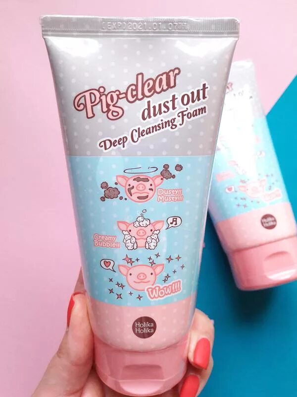 Dust out. Holika holika пенка pig clear. Пенка holika pig. Dust cat. Холика холика пенка для умывания.