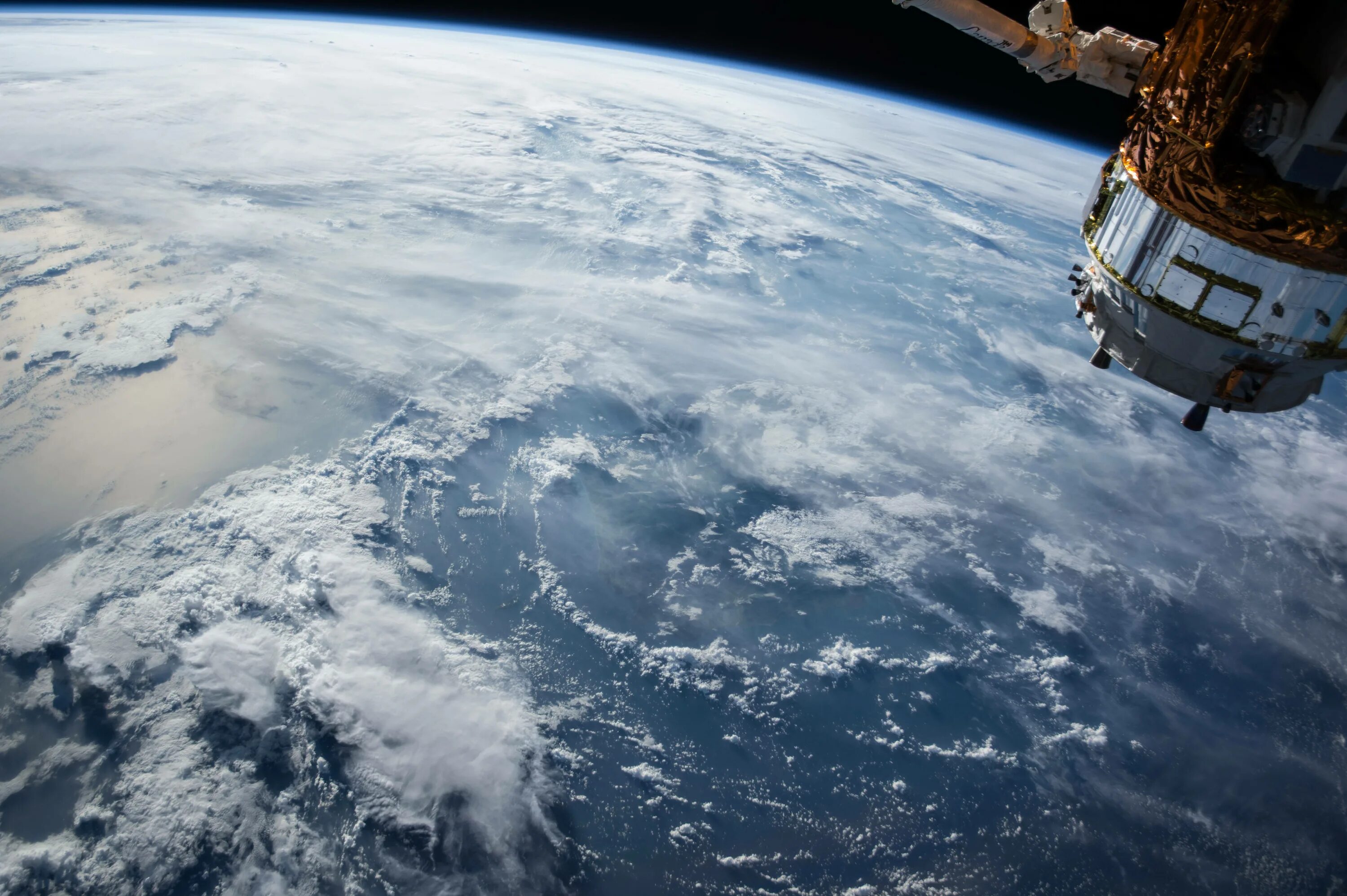 Снимки земли из космоса. О земле и космосе. Земля из космоса со спутника. Планеты орбиты. Space view
