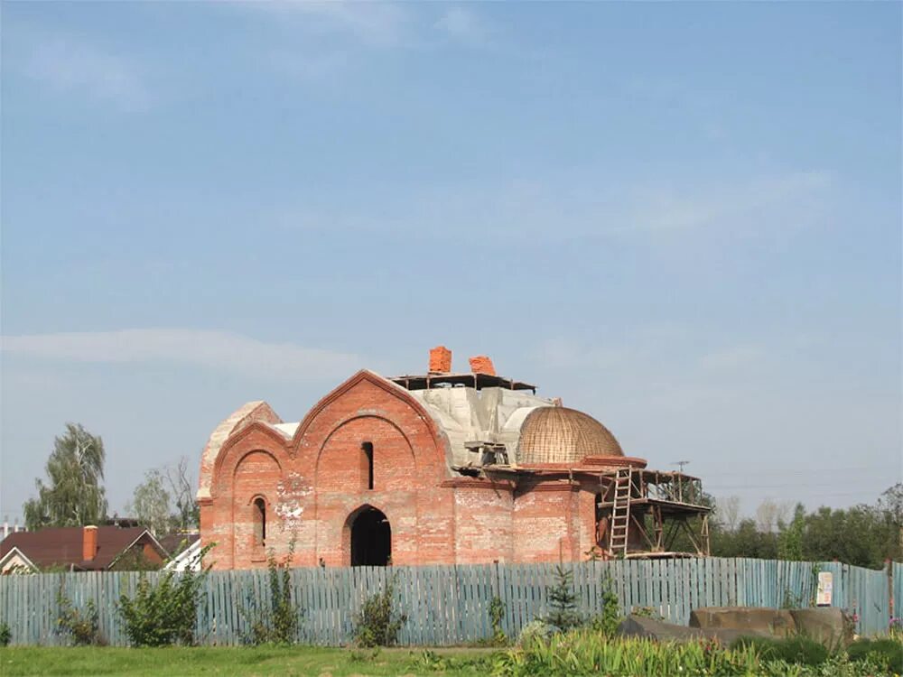 поселок радужный коломенский район. п радужный коломенский район. поселок радужный коломенский. храм казанской иконы божией матери в радужном коломна. детский площадки поселок радужный коломенский район.