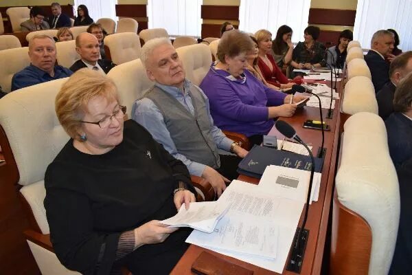 Сайт курский комитет образования. Комитет образования курск. дворникова курск комитет образования.