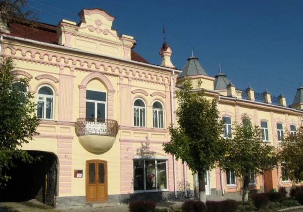 Городская библиотека камышлов. Центральная городская библиотека камышлов. Сайт камышловского муниципального. Сайт камышловского муниципального. Камышлов музей.