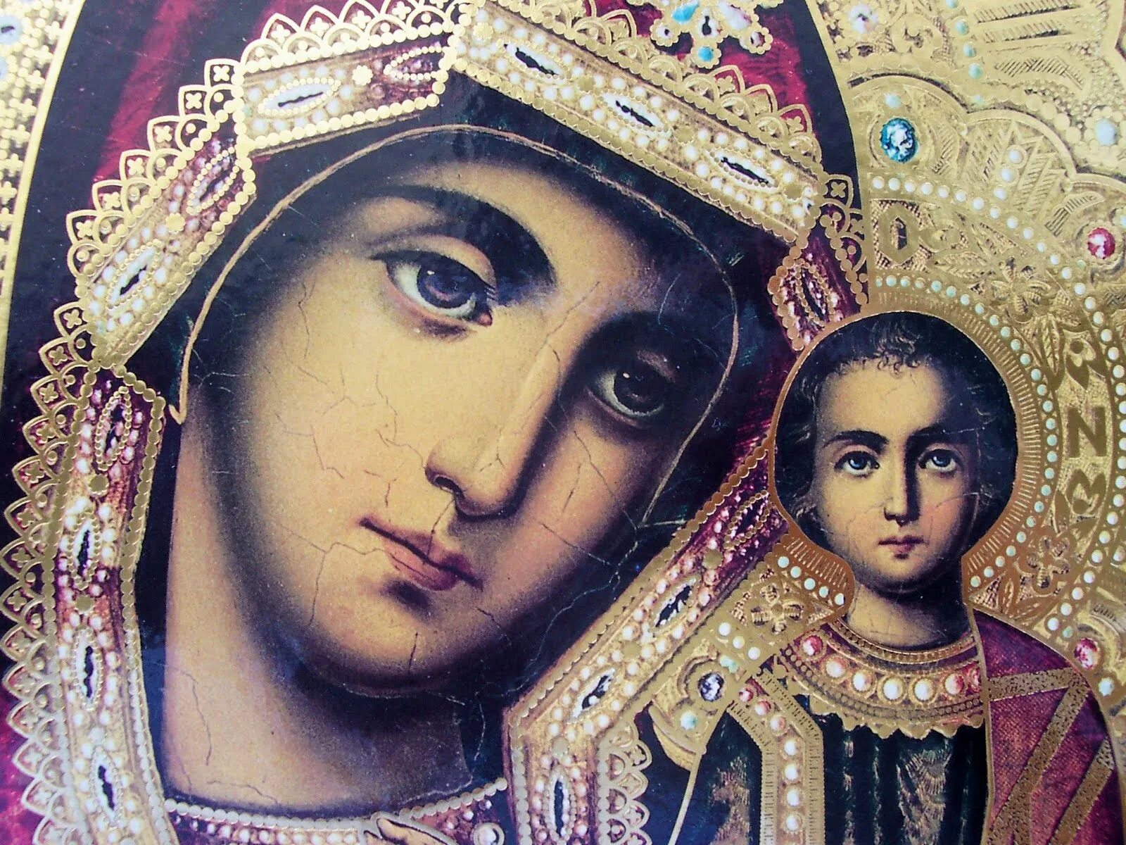 Икона архангел михаил византийский музей афины. Икона иисуса христа благодатное небо. Икона казанской божьей матери свечка. Установить лики. Икона девы марии царица небесная.