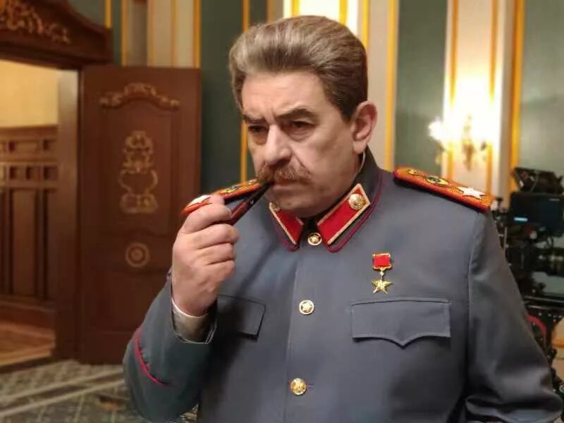 Роли сталина. Роли сталина. Актер геловани в роли сталина. Роли сталина. Геловани в роли сталина.