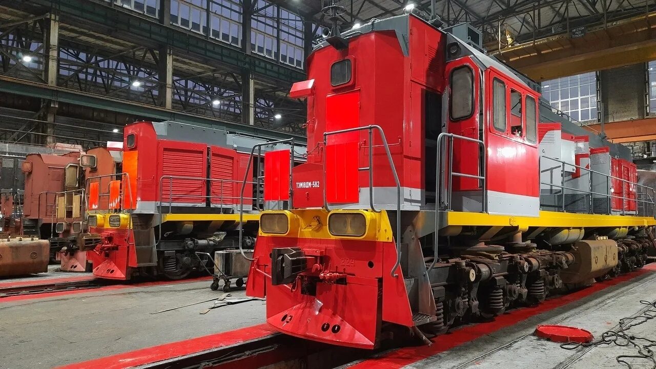 Оао «астраханский тепловозоремонтный завод». Уфимский тепловозоремонтный завод. Желдорреммаш астрахань. Секции локомотива это. Желдорреммаш астрахань.