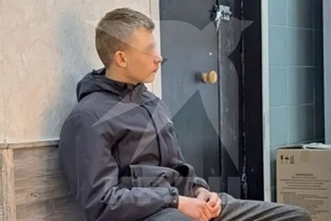 Петербурге подросток