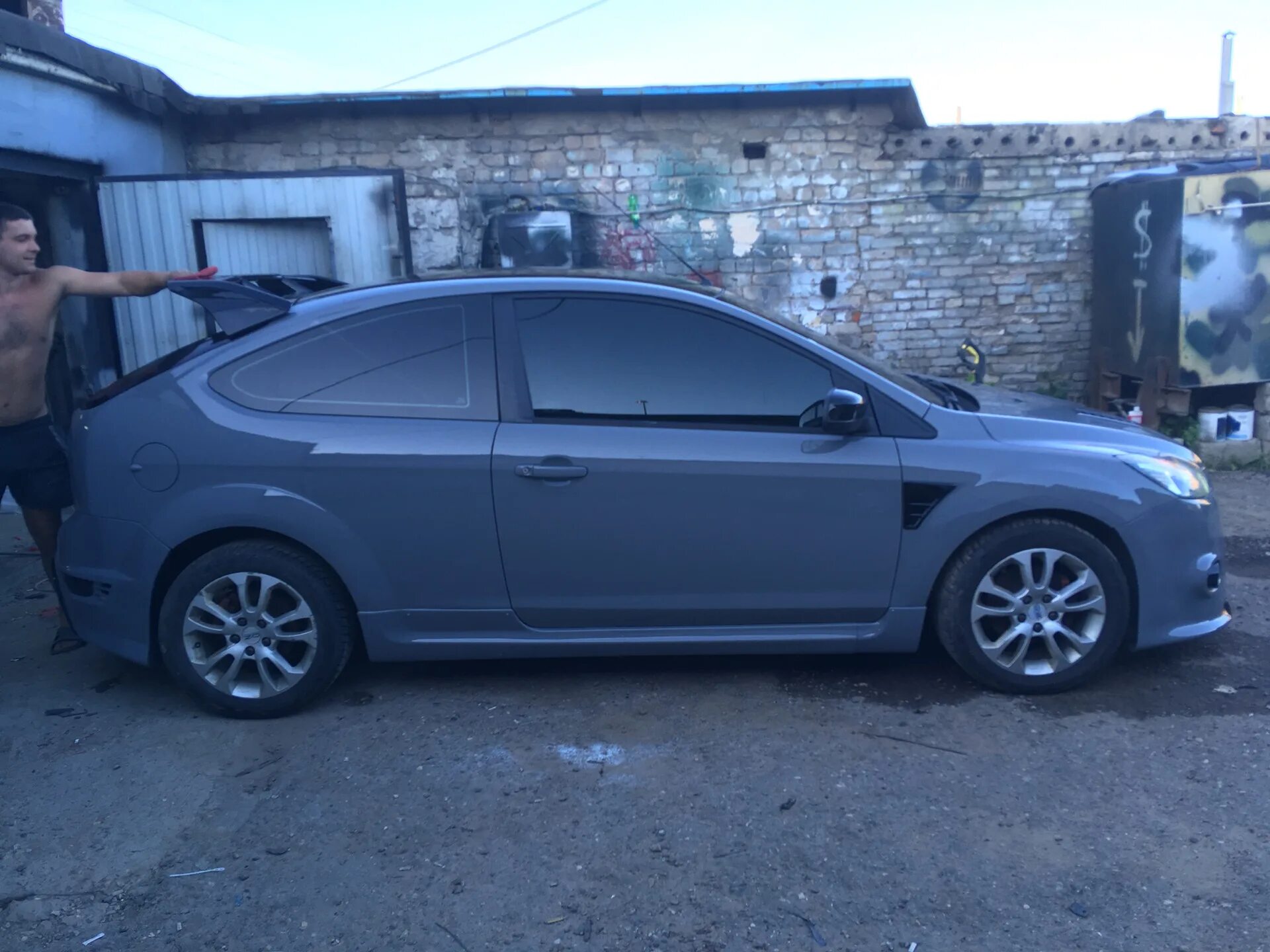 Грей фокус. Форд фокус 2 цвет Sea Grey. Ford Focus 2 Nardo Grey. Форд фокус 2 нарда Грэй. Sea Grey h Форд фокус 2.