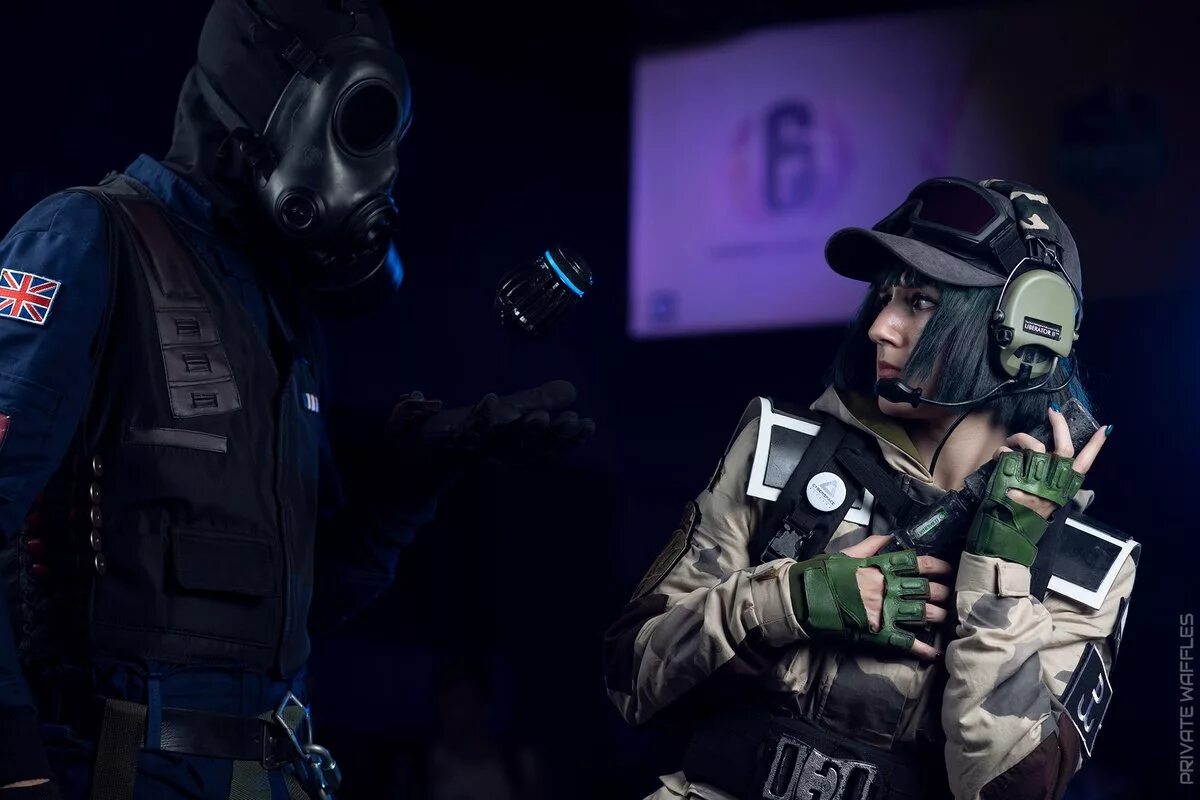 Rainbow six обновление. R6 Six Siege. Оперативник r6s ela. Радуга Rainbow Six Siege. Оперативники из Rainbow Six Siege.