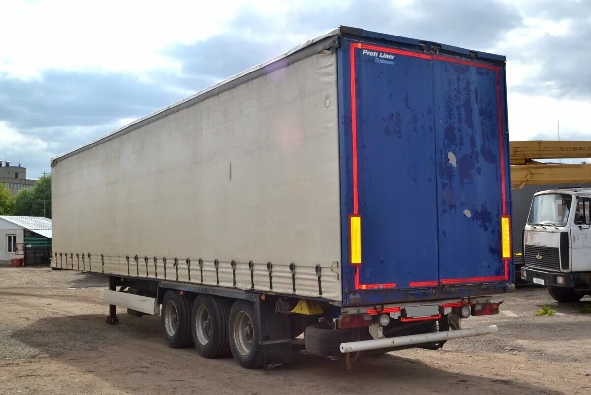 Надстройка полуприцепа. Полуприцеп krone sdp 27tl11. Прицеп изотермический sommer zg18st. Полуприцеп штора. Коники для полуприцепа kogel.