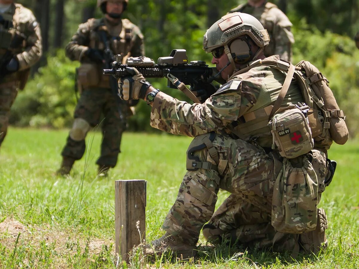 Силы ссо нато. Us army special forces green berets. Specnaz gru. Armed forces. Fsk норвегия.