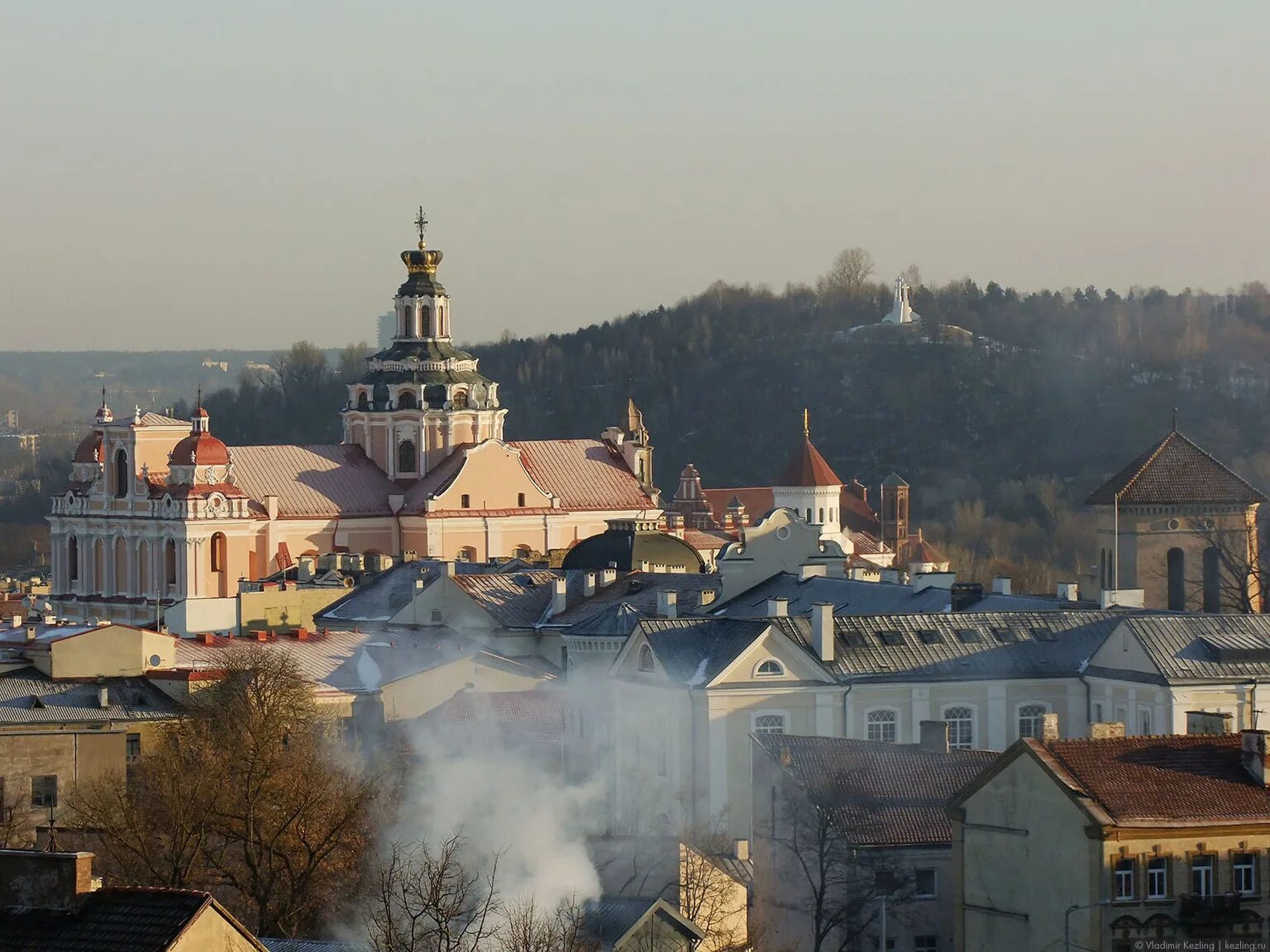 вильнюс на неделю. костёл святой анны и бернардинский костёл. туристическая карта вильнюса. озеро нерис вильнюс. вильнюс на неделю.