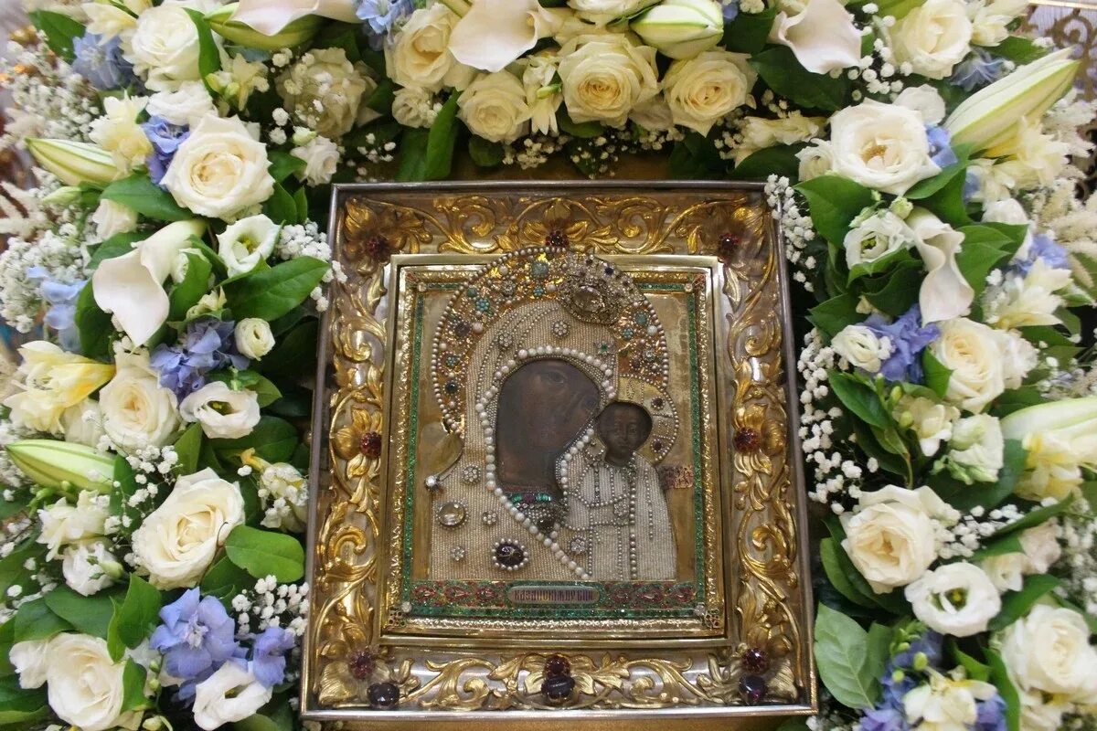 Где икона казанской божьей матери в казани. Казанская икона Божией матери в Елоховском соборе.