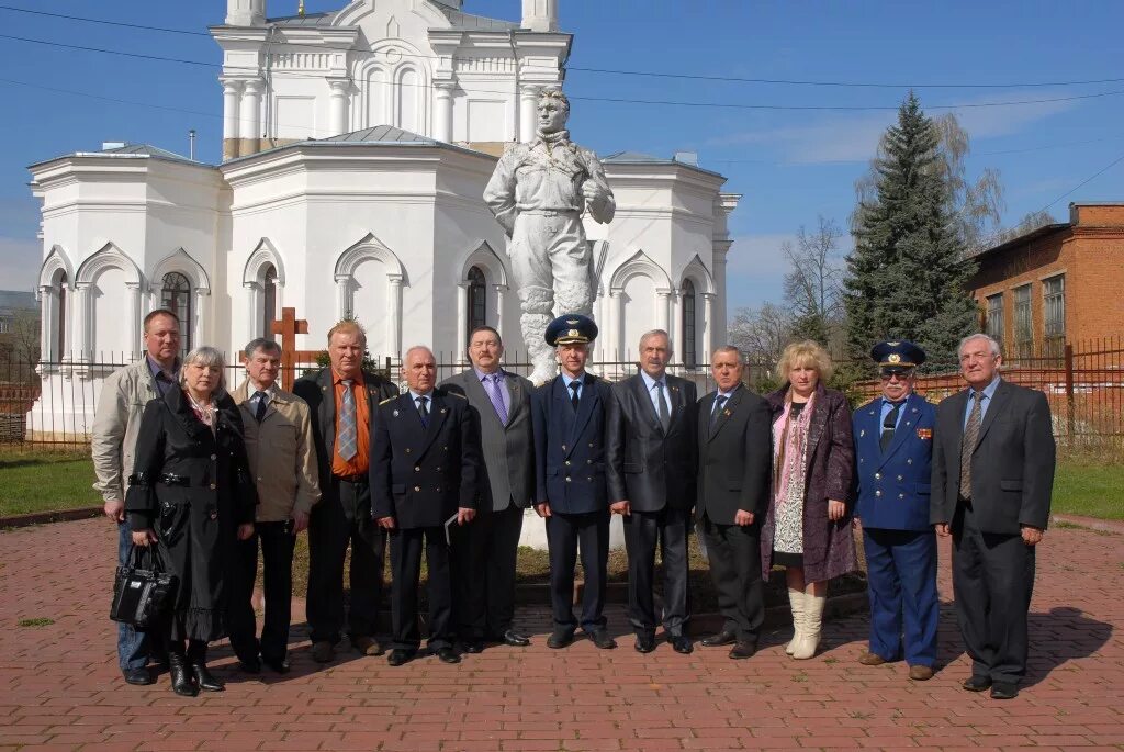 Новости рыльска и рыльского. Егорьевский авиационный технический колледж гражданской авиации. Мишунин ЕАТК. Чкалов в Егорьевске. Летное училище Егорьевск.