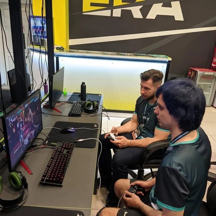 Программист хакер. Кибер вакансии. Телекоммуникации и связь. Кибер вакансии. Кибер вакансии.