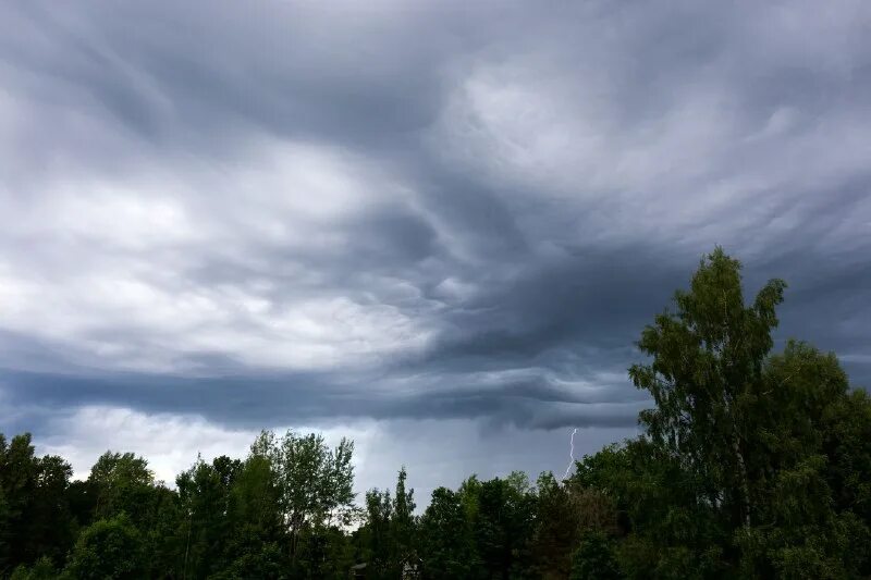 после грозовых дождей наступила холодная ясная погода