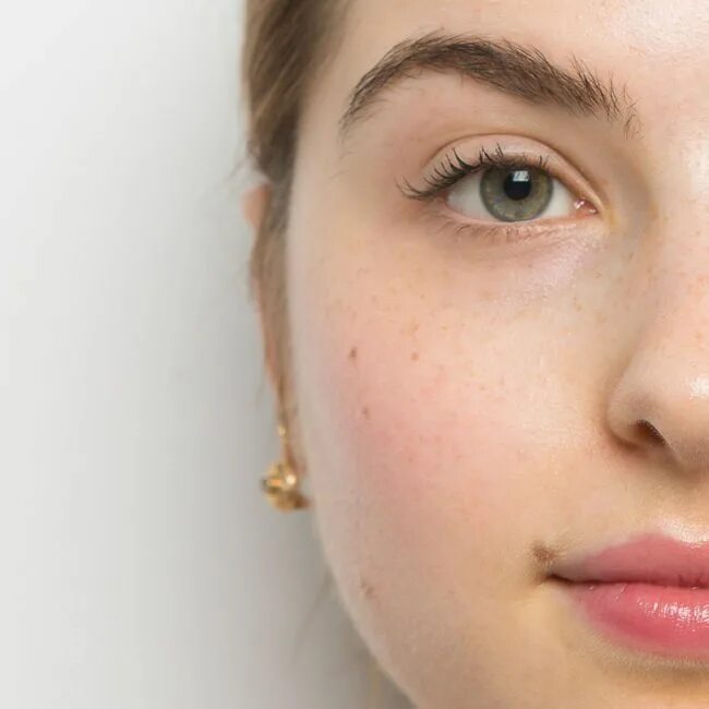 Makeup cheek