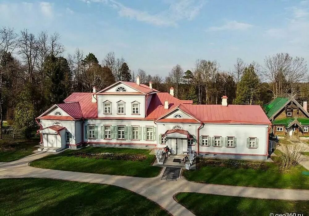 Абрамцево одно из знаменитых подмосковных. Усадьба аксакова абрамцево. савва мамонтов усадьба абрамцево. усадьба абрамцево сергиев посад. усадебный дом абрамцево.