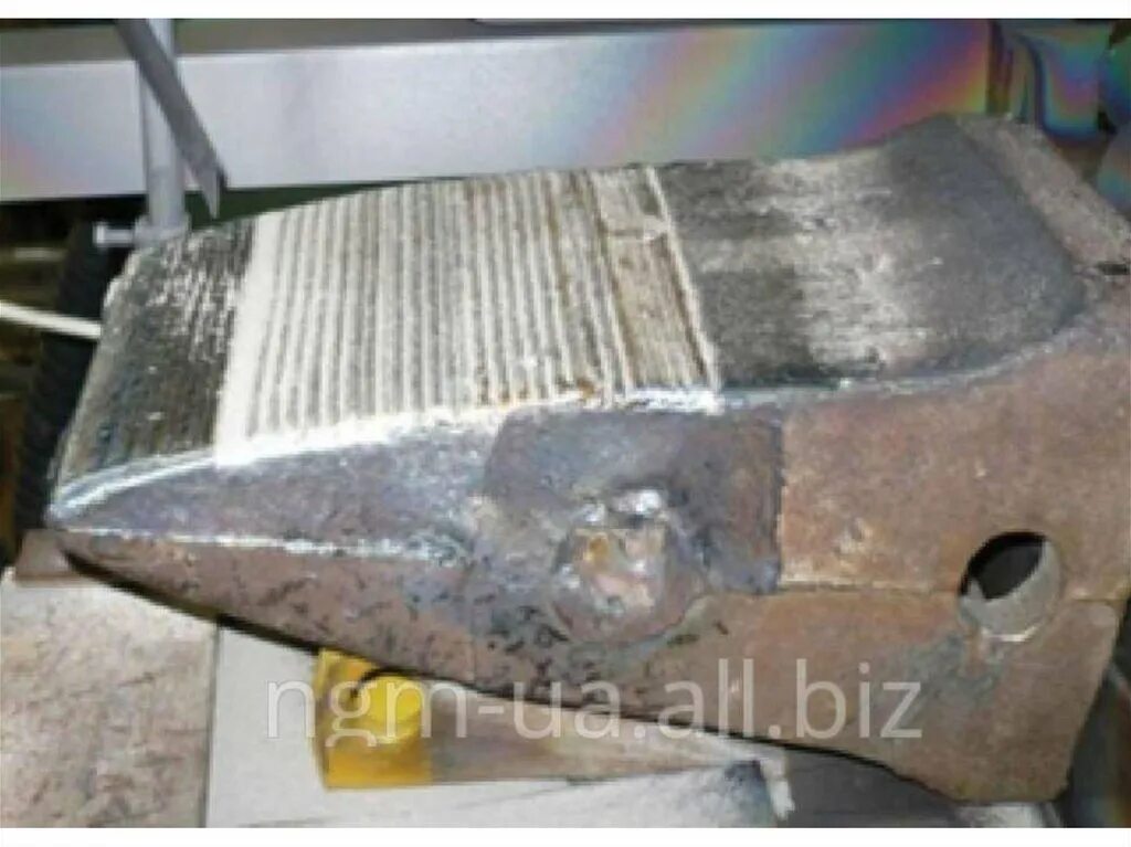Наплавка зубьев ковшей экскаваторов. Наплавка ковша экскаватора. Наплавка ковша. Наплавка ковша экскаватора. Сварка ковша экскаватора.