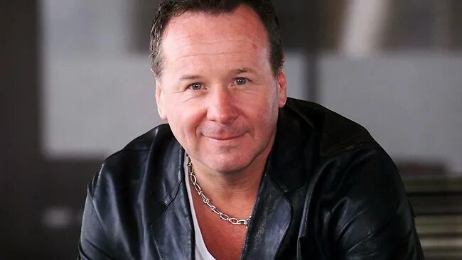 Jim kerr  в молодости. Jim kerr  в молодости. Джим керр. Jim kerr  в молодости. Jim kerr.