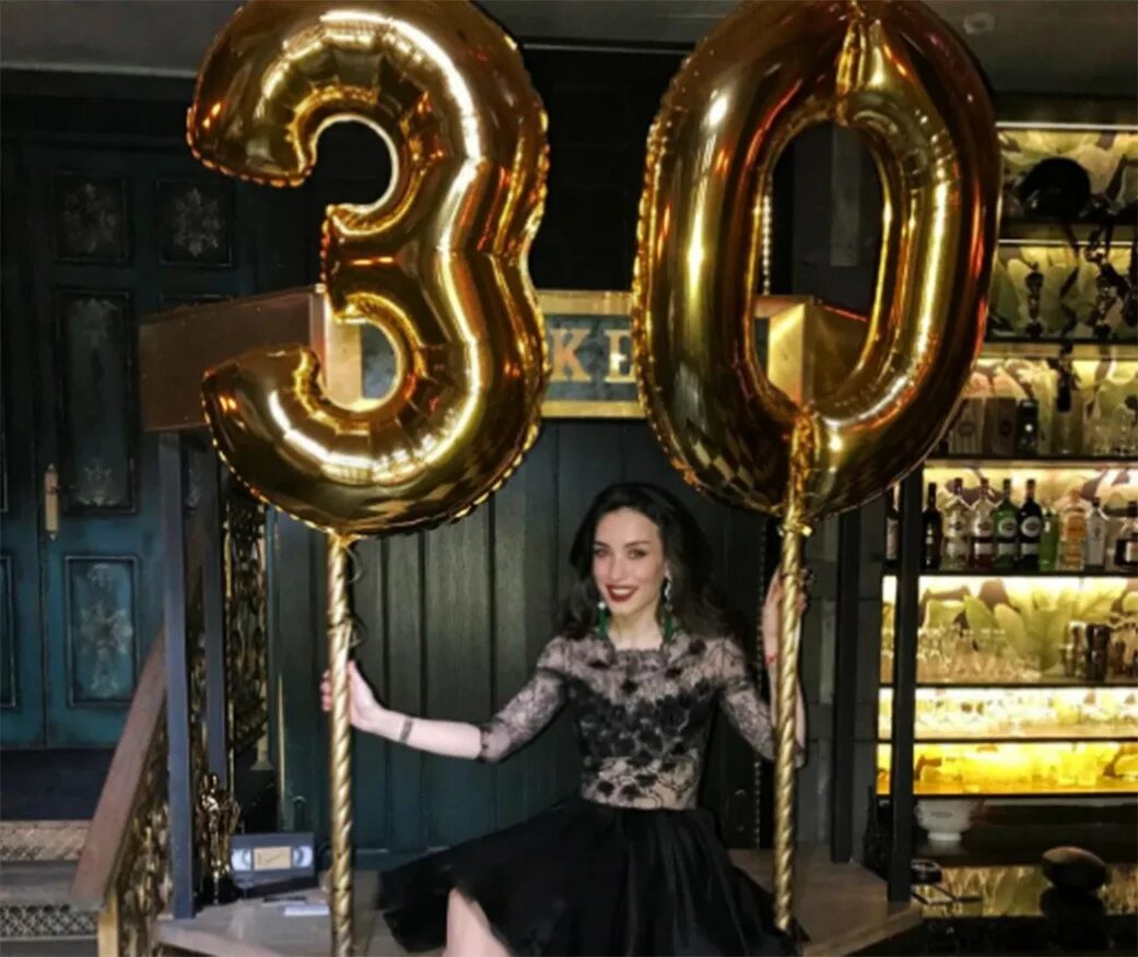 Юбилей идеи 30. Платье на день рождения 30 лет. образ на юбилей 30 лет. платье на день рождения 30 лет девушке. фотосессия на день рождения 30 лет.