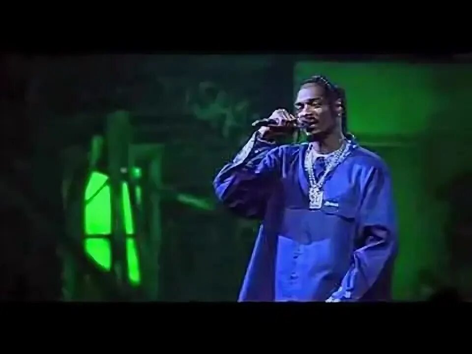 Snoop dogg обложки альбомов. Snoop dogg who am i. Снуп дог в молодости. Снуб. Snoop dogg videocall.