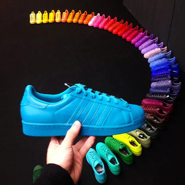 Адидас с цветами. Adidas Superstar Supercolor. Adidas Superstar Rainbow. Adidas Superstar цветные. Суперстар адидас цвета.